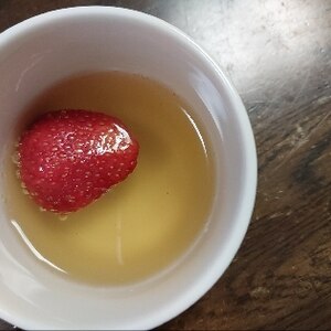 バレンタインに苺入り緑茶